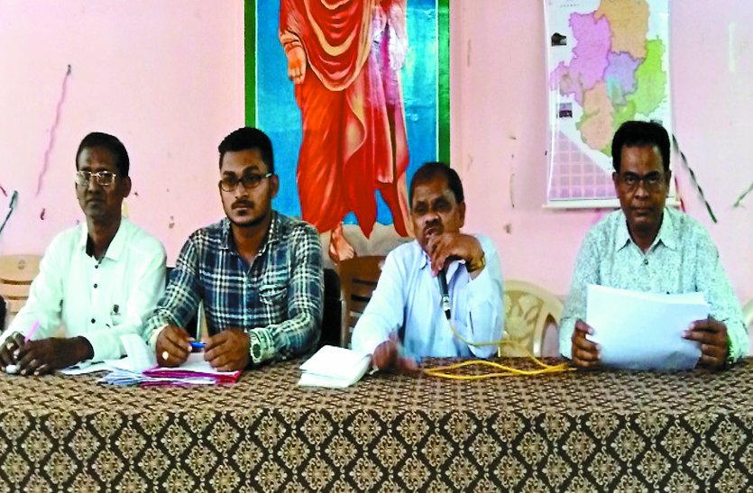 balod patrika दो दिन में 400 बच्चों को आरटीई के तहत प्रवेश दिलाना विभाग के लिए बड़ी चुनौती
