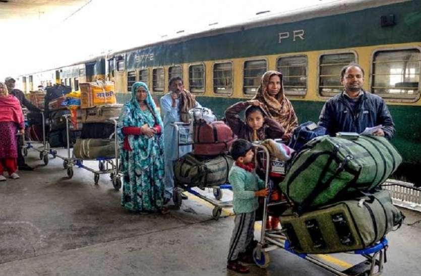indian railway ट्रेन में नहीं मिल रहा कंफर्म टिकट तो न हो परेशान, इस उपाय से मिल जाएगी सीट