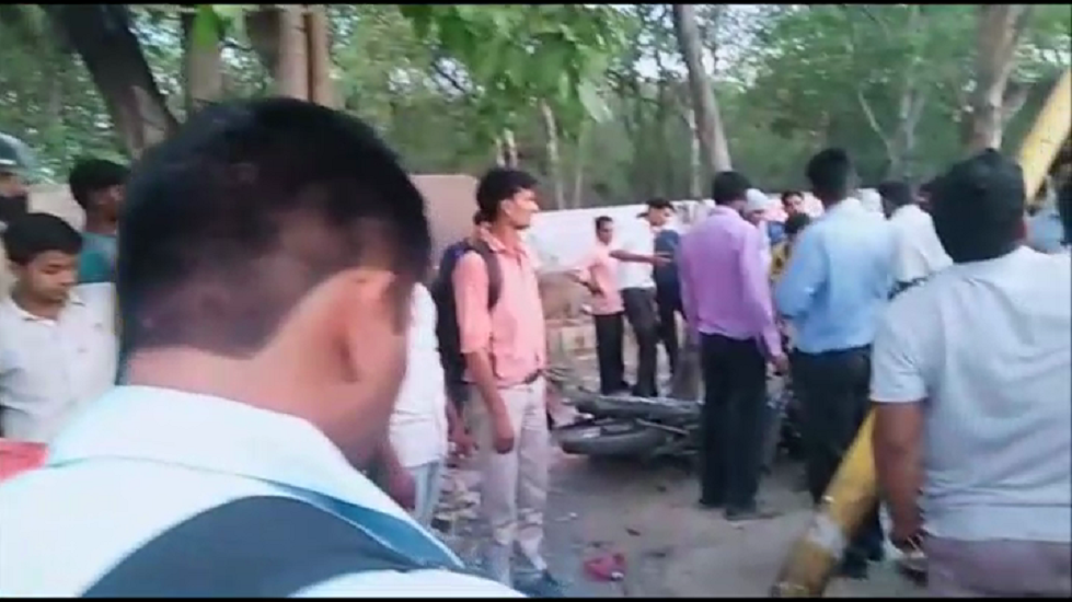 Noida accident