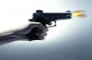 Inspector and Cow smuggler injured in encounter ar sant kabir nagar Shootout at Santkabirnagar यूपी पुलिस व पशु तस्करों में मुठभेड़, इंस्पेक्टर व पशु तस्कर घायल