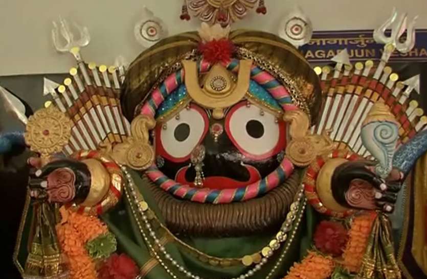 Lord Jagannath जानिये क्यों बस्तरवासी अपने भगवान को पिलाते हैं नीम का काढ़ा