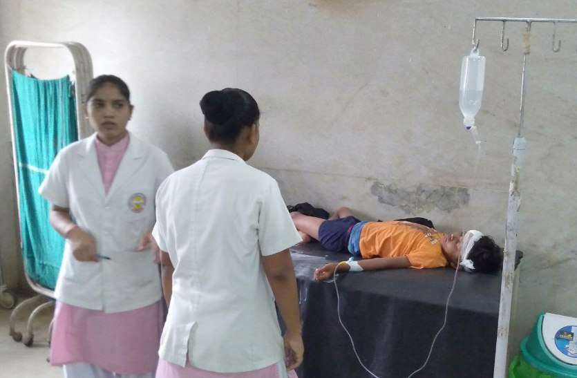 Lightning kawardha बाइक पर जा रहे दोस्तों पर गिरी आकाशीय बिजली, एक की मौत, दो घायल