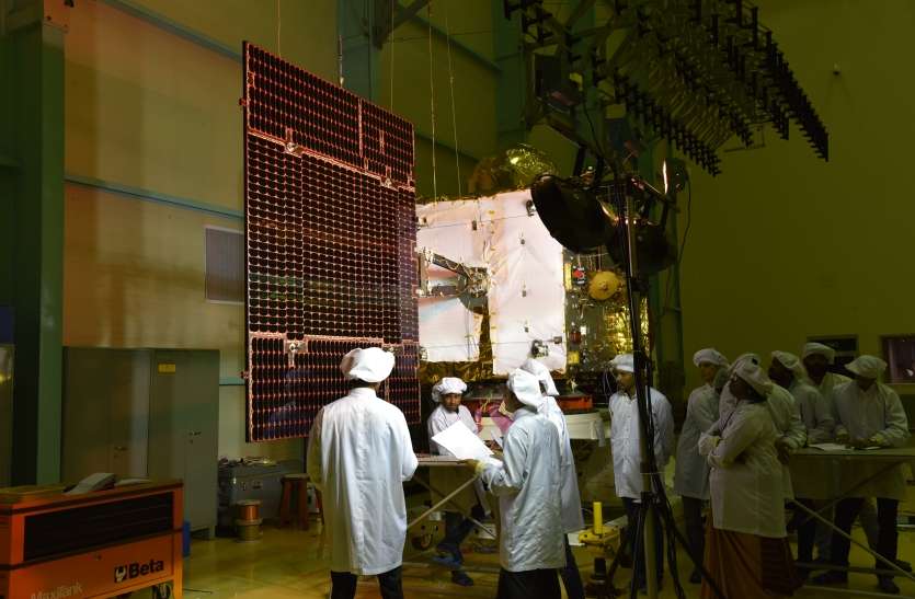 Isro News जो बढ़ा रहे देश का मान, Central Government ने उनके साथ किया ऐसा काम