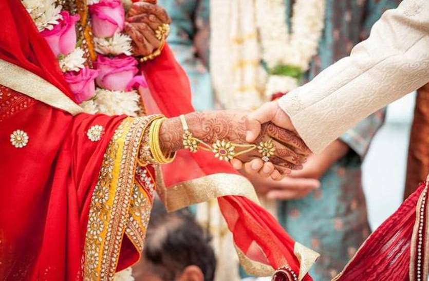 indore इन राशि वालों को आज होगा धन लाभ, इनके आएंगे विवाह के प्रस्ताव
