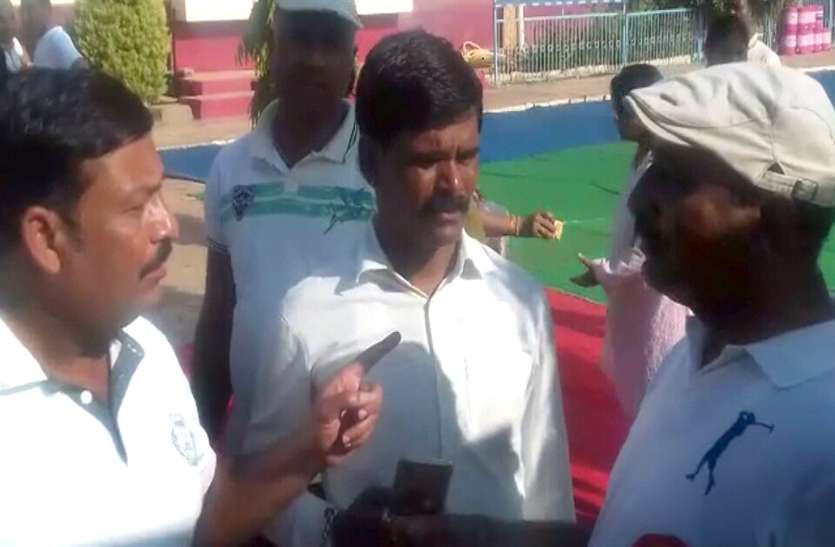 news विवादों में घिरता नजर आया कार्यक्रम, सीएम का भाषण नहीं होने से नाराज हुए कांग्रेसी
