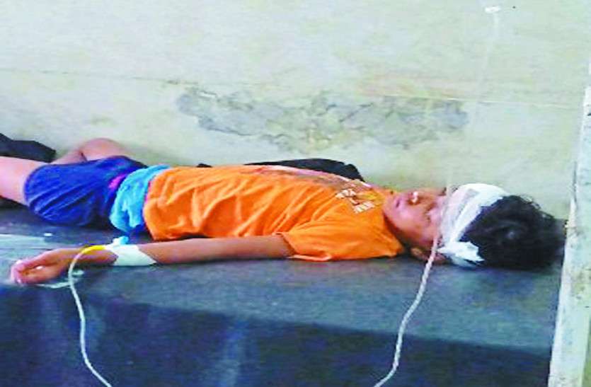 kawardha News बाइक में बैठते ही आसमान से गिरी कुछ ऐसी चीज, देखते ही नाबालिग लड़के की हो गई मौत