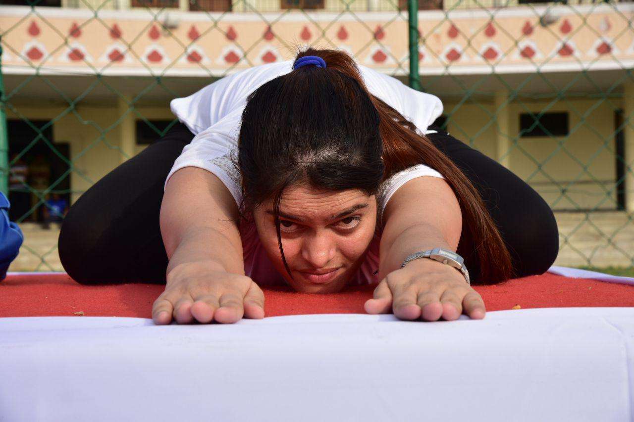 International Yoga Day स्वस्थ्य रहने के लिए जयपुरवासियों किए योगासन