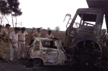 three died in road accident गणेश प्रतिमा विसर्जित कर लौट रहे थे, आचान सामने आई गाड़ी, चली गई तीन लोगों की जान