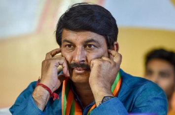 Death threat to Manoj Tiwari, BJP Delhi state chief files FIR दिल्ली भाजपा प्रदेश अध्यक्ष मनोज तिवारी को जान से मारने की धमकी देने वाला शख्स गिरफ्तार