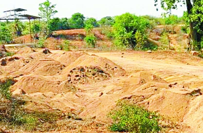 illgal sand mining stop in hoshangabad अब खदानों के स्टॉक से बिकेगी रेत, यह है कारण