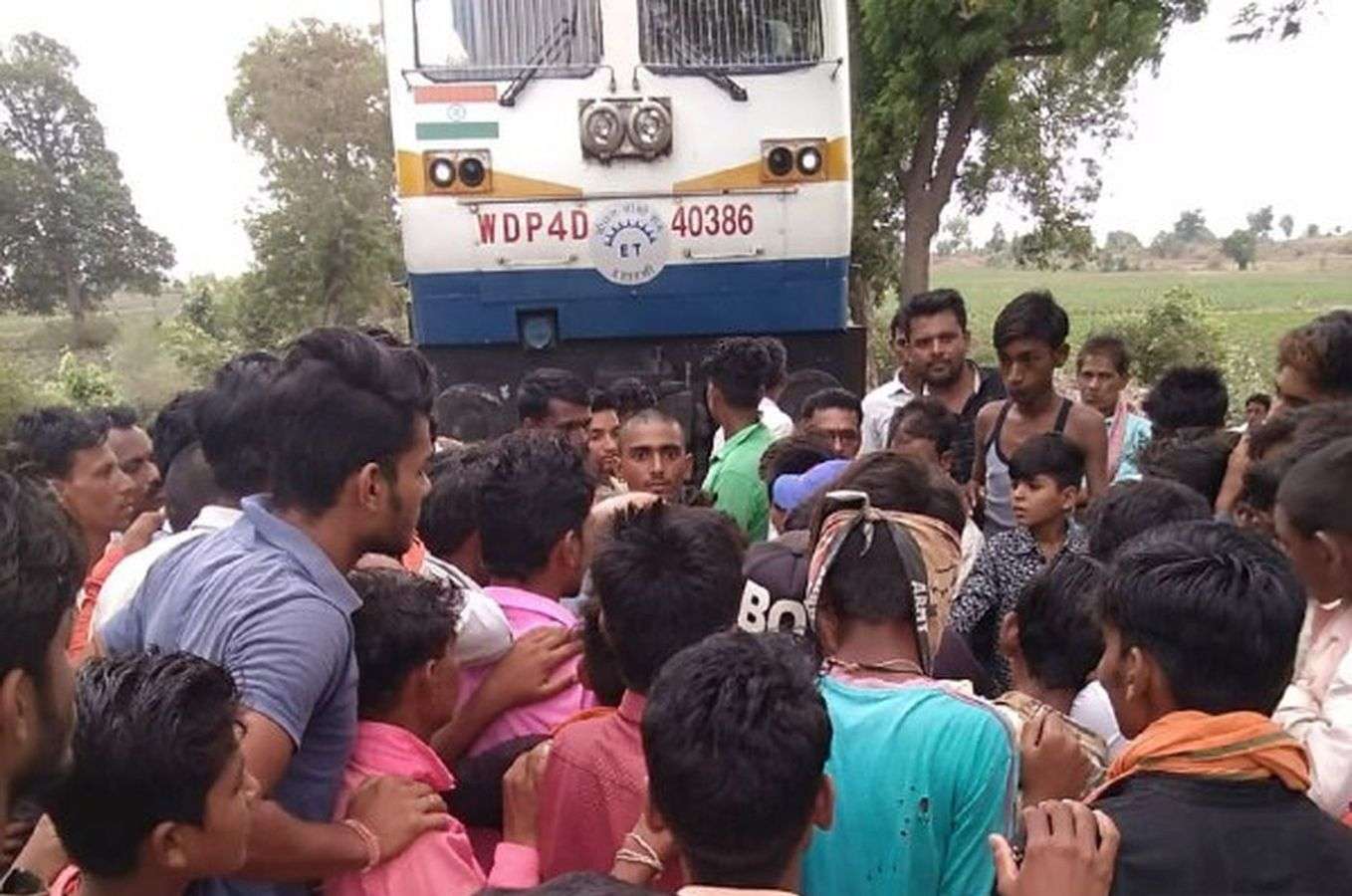 CRS Stopeed in Kotlyakhedi khandwa