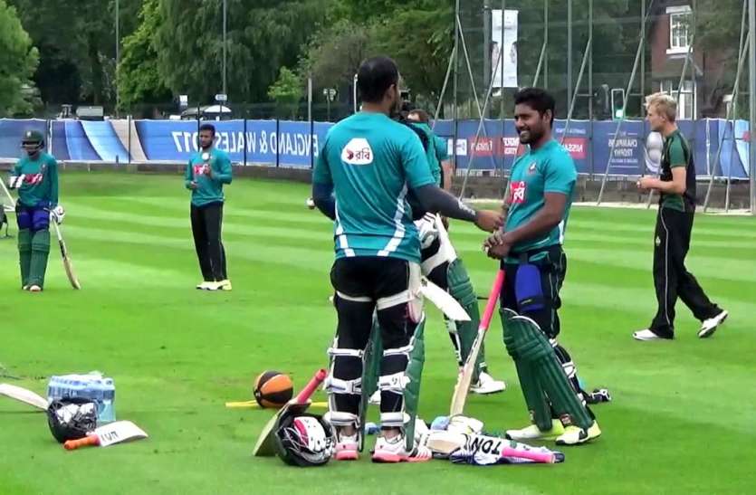 Bangladesh Cricket Team वर्ल्ड कप 2019: बांग्लादेश को मैच से पहले लगा बड़ा झटका, इंटरव्यू के दौरान इस ऑलराउंडर के सिर में लगी गेंद