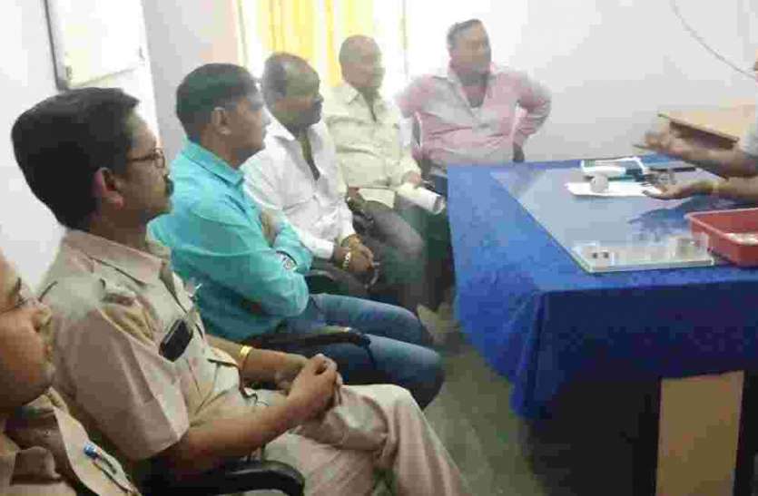 Pratapgarh दूसरे दिन शाम को चलीं बसें