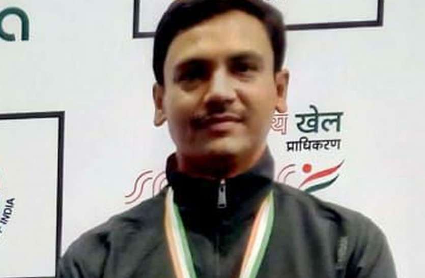 Atul has won the bronze medal success; बैंक ने नहीं दिया था लोन, बेटे ने राष्ट्रीय स्तर पर मेडल जीतकर लिया पिता के अपमान का बदला