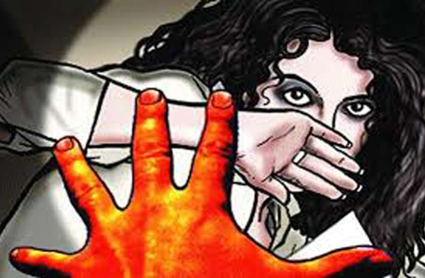 Crime against women पत्नी ने देह व्यापार से किया इंकार तो पति ने गला घोंटकर लेनी चाही जान