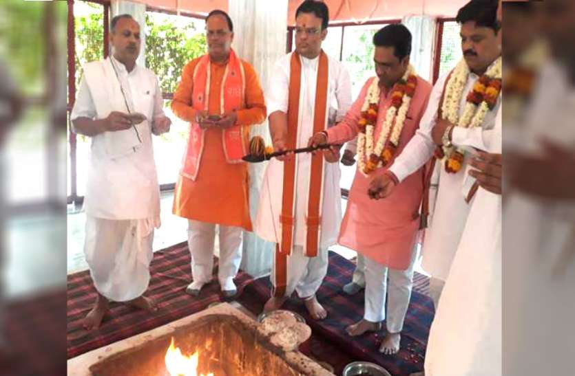 Sunil bansal Loksabha Chunav 2019 में प्रचंड जीत का संकल्प लेकर सुनील बंसल ने करवाया था बड़ा अनुष्ठान, आज वृंदावन में दी पूर्णाहुति