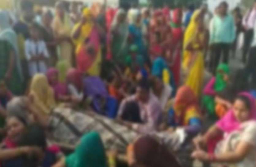 photo EXCLUSIVE: बुलंदशहर मामला में पुलिस ने कहा था- पहले हादसे की दी गई थी तहरीर, युवती के भाई ने बताई पूरी सच्चाई