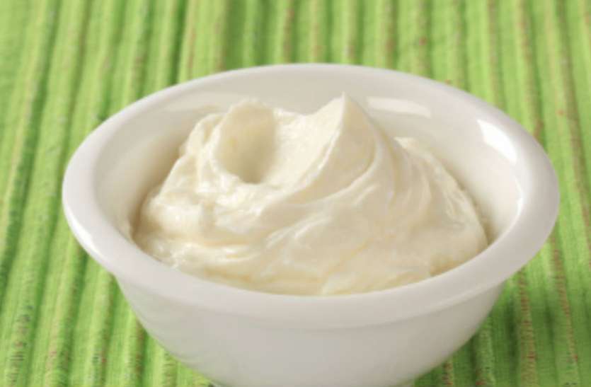 curd शुक्रवार को खाएं दही, मां लक्ष्मी की कृपा से सबकुछ होगा सही