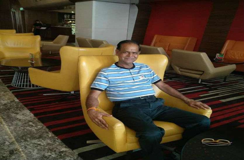 retired phe officer: suresh upadhyay ka bjp connection retired phe officer का निकला नेता कनेक्शन, 4 अरब की संपत्ति का खुलासा