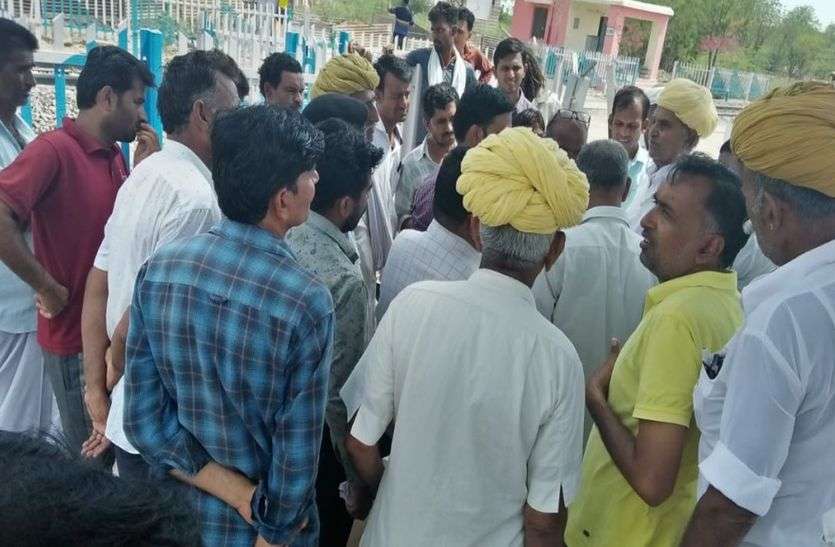 Railway crossing Bagra बागरा में फाटक के पास जल्द ही बनेगा डाइवर्जन