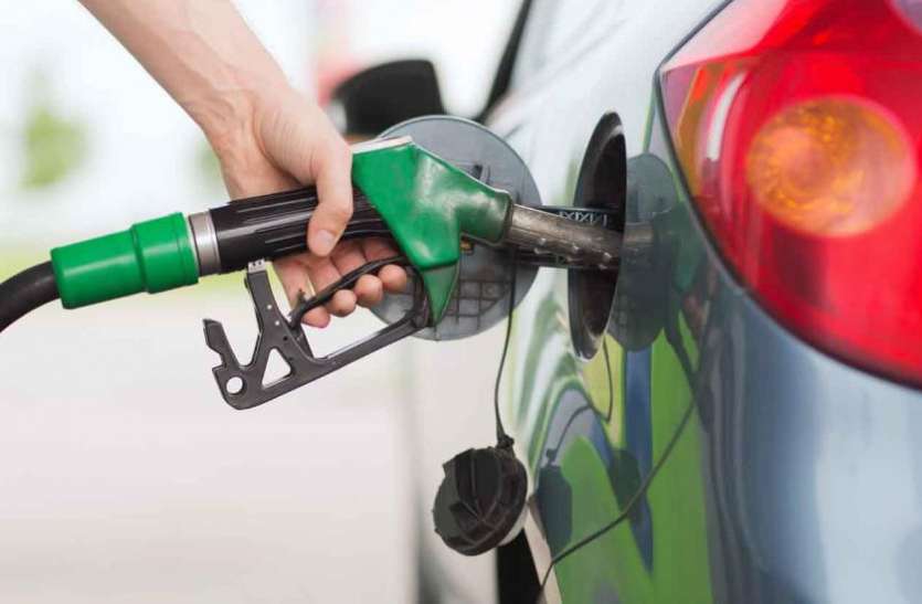 Petrol Diesel Price Today Delhi Kolkata Mumbai Chennai 29th Dec 2020 लगातार 22 दिन पेट्रोल और डीजल की कीमत में स्थिरता जारी, जानिए आज के दाम