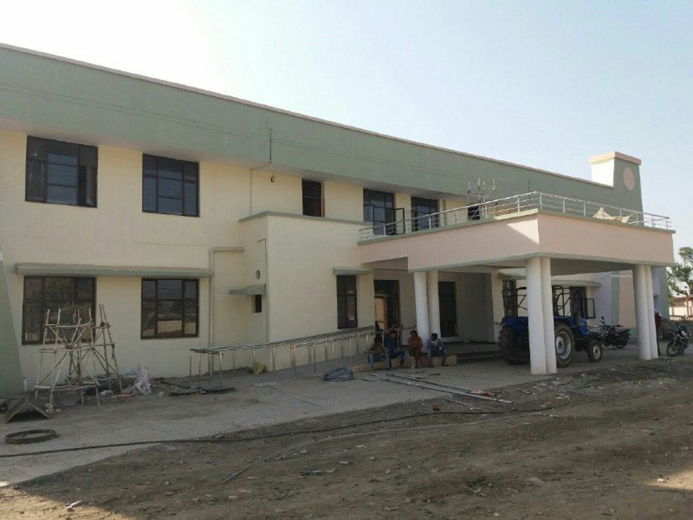 Central School सांसद ने कहा नए भवन में शिफ्टिंग के लिए करूंगा प्रयास