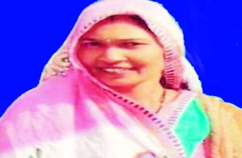 sikar वोट से नहीं किस्मत से बनी सरपंच