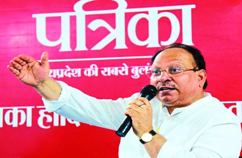 indore 'याद रखें, बचपन लौटकर नहीं आएगा, बच्चे कुछ कहने में संकोच करें तो समझें कोई दिक्कत है'