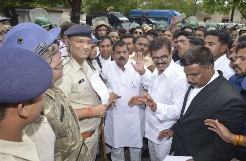 memorandum Memorandum: मादक पदार्थों के अवैध कारोबार का गढ़ बना पूर्व विधानसभा क्षेत्र
