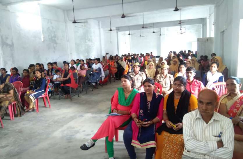 balrampur बालिकाओं की सुरक्षा को सुदृढ़ व आत्मरक्षा हेतु एसपी ने दिए ये टिप्स