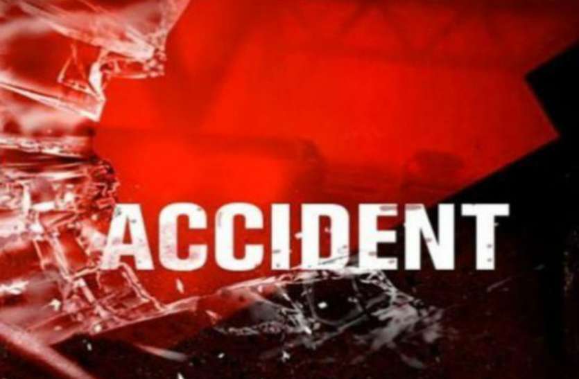 Accident तेज रफ्तार ट्रक ने मारी टक्कर, बाइक सवार की मौत
