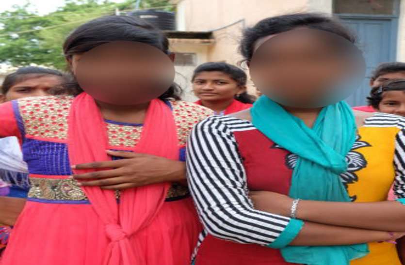 minor girl rape शर्मनाक: मां के घर से निकलते ही शैतान बन जाता था पिता, हर रोज दो नाबालिग बेटियों को बनाता हवस का शिकार