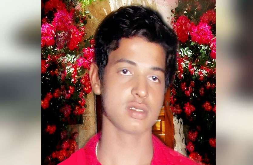 bus-operators-killed-in-road-accident सडक़ दुर्घटना में परिचालक सहित आधा दर्जन से अधिक की मौत, आगरा-कन्नौज के बीच हुआ बस हादसा