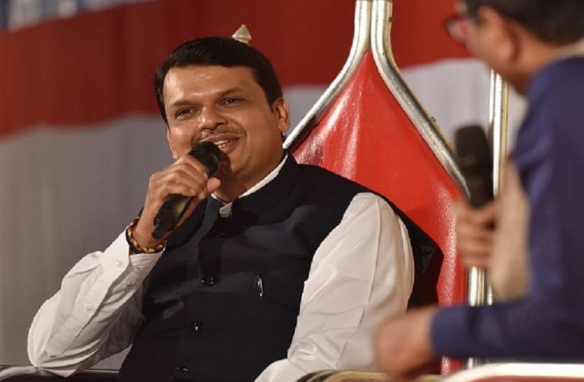 Maratha Reservation Bill passed Maratha Reservation Bill महाराष्ट्र विधानसभा में पास, नौकरी में 12 और शिक्षा में 13 फीसदी मिलेगा आरक्षण