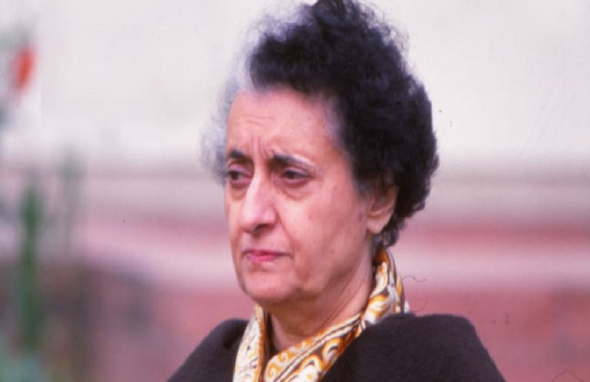 Indira Gandhi came to this point about angry | आज ही के दिन हुआ था ...