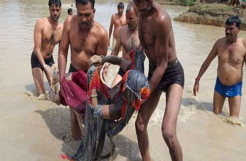 patrika मानसून की पहली बारिश ने छीना बूढ़े माता-पिता व बच्चों का सहारा