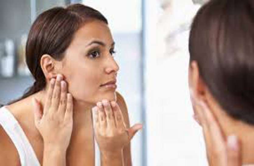 skin problem monsoon 2019: दाद, खाज और खुजली से हैं परेशान, तो ये है आसान इलाज