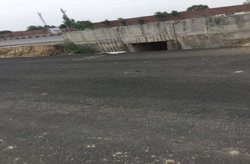 ponds डीएम ने जारी किया 1100 तालाबों की खुदाई का फरमान, ग्राम प्रधान हुए परेशान