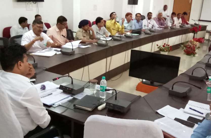 baithak स्कूल संचालकों को सर्वोच्च न्यायालय के निर्देशों का कड़ाई से पालन करने के निर्देश