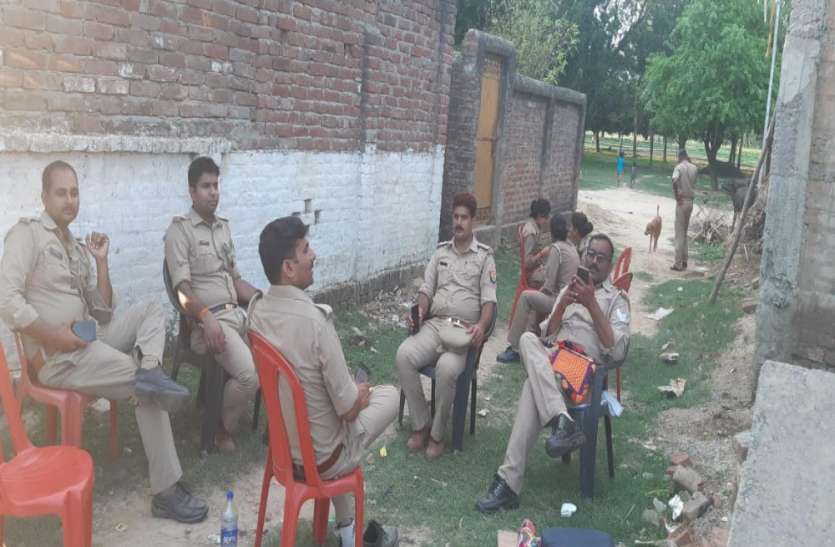 bahraich बहराइच में दो समुदाय में जमकर बवाल, गर्भवती महिला को पीटा, इलाके में मचा हड़कंप