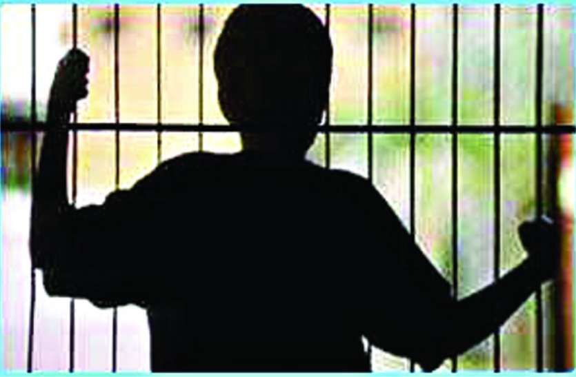Three caught on the charge of attack हमला के आरोप में तीन पकड़ाए