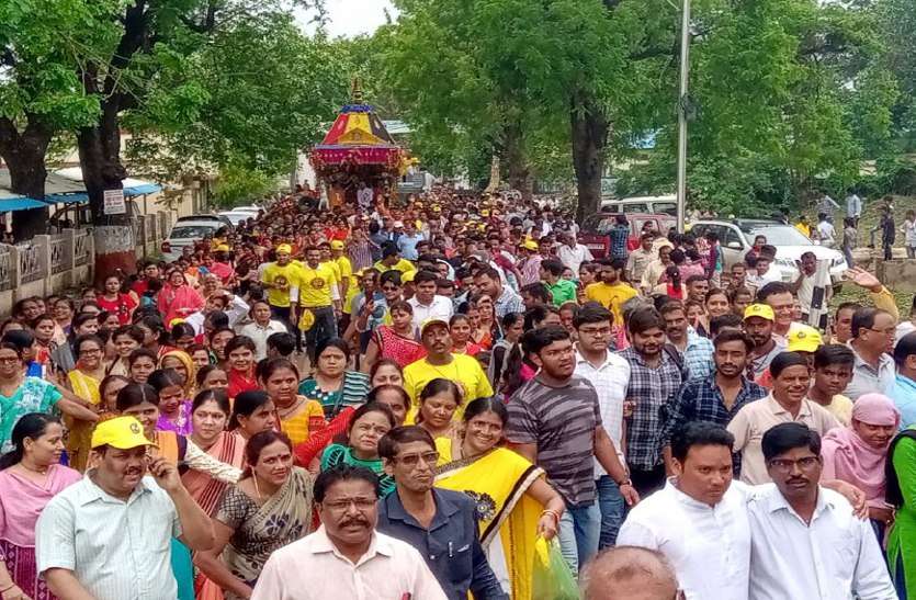 jagannath rath yatra 2019 crowd emerge for chariot pulling