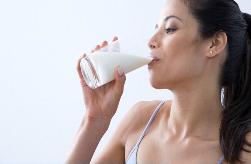 Milk Digestion: Which Milk Is Best For Digestion And Health - Milk Digestion: जानिए स्वाद व सेहत के हिसाब से दूध की वैरायटी के बारे | Patrika News