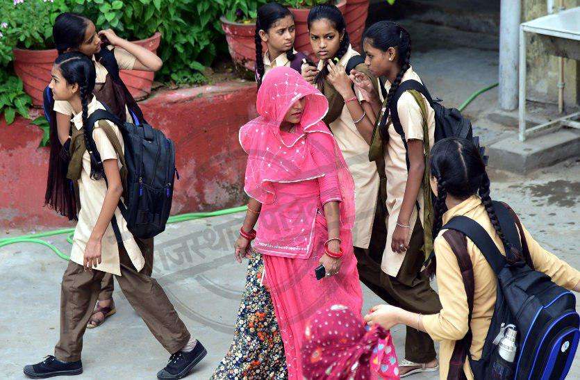 Shashtri nagar Minor Rape Case दहशत में जयपुर : घरों में कैद हो रही बच्चियां, 100 मीटर दूर स्कूल अकेले जाने से भी डर रही