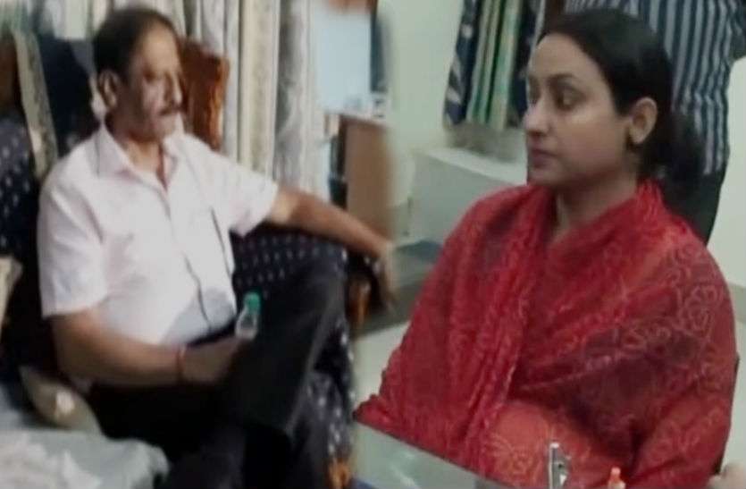 pregnant lady sub inspector पांच महीने की गर्भवती महिला सब इंस्पेक्टर ने डॉक्टर से 6 हजार रुपये में की डील, फिर हुआ उसके करतूतों का पर्दाफाश