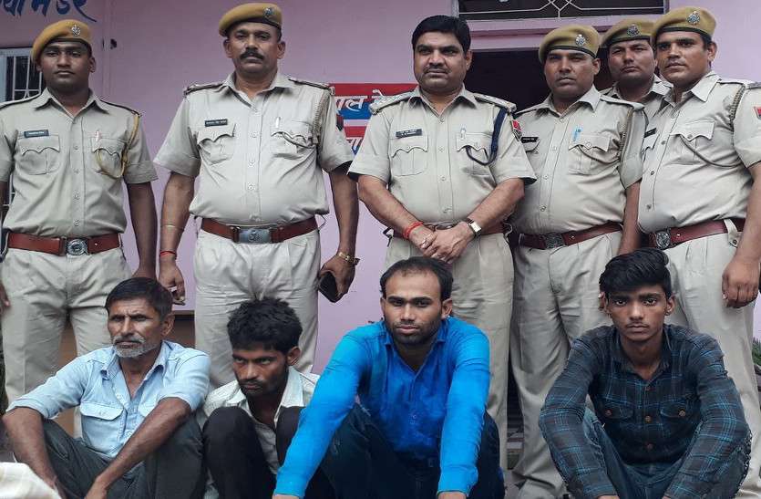 kidnep and rape इंसानियत शर्मसार: अगवा की गई 14 साल की किशोरी के होते रहे सौदे, लुटती रही आबरू, 4 गिरफ्तार