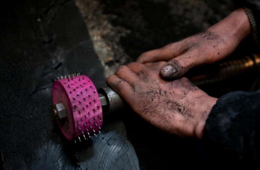 MSME छोटे कारोबारियों को 350 करोड़ रुपये देगी सरकार, सवा तीन लाख लोगों को पेंशन देने का ऐलान