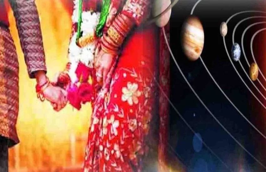 indore आपके परिवार में मांगलिक कार्यों की बनेगी योजना, माता-पिता की तबीयत का रखें ख्याल