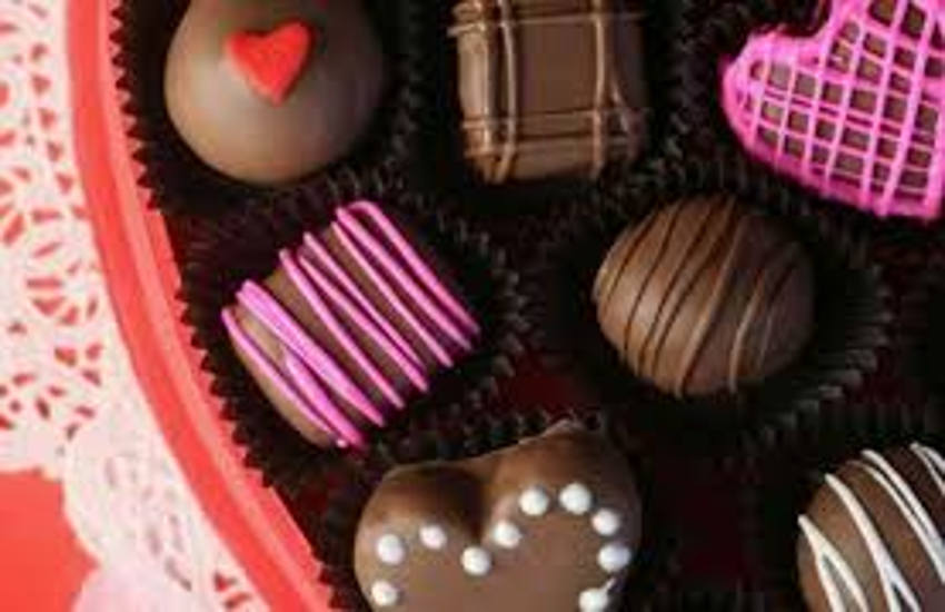 chocolate day प्यार जताने के साथ सेहत का ख्याल रखती है चॉकलेट chocolate day प्यार जताने के साथ सेहत का ख्याल रखती है चॉकलेट