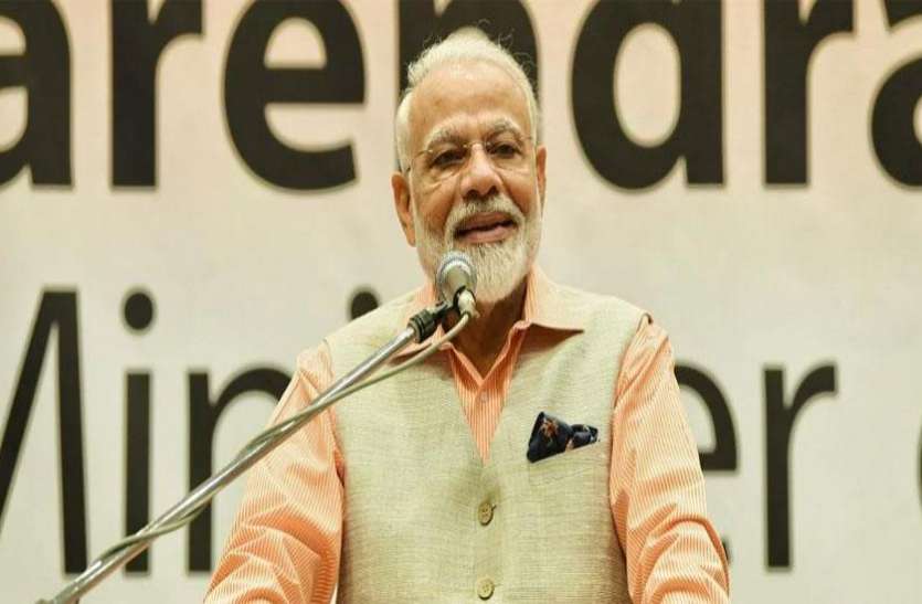pm modi in varanasi 2024 की तैयारी में अभी से जुटे पीएम मोदी, नवग्रह शांति को लगाए नौ पौधे